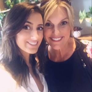 Meet your Posher, Lynette